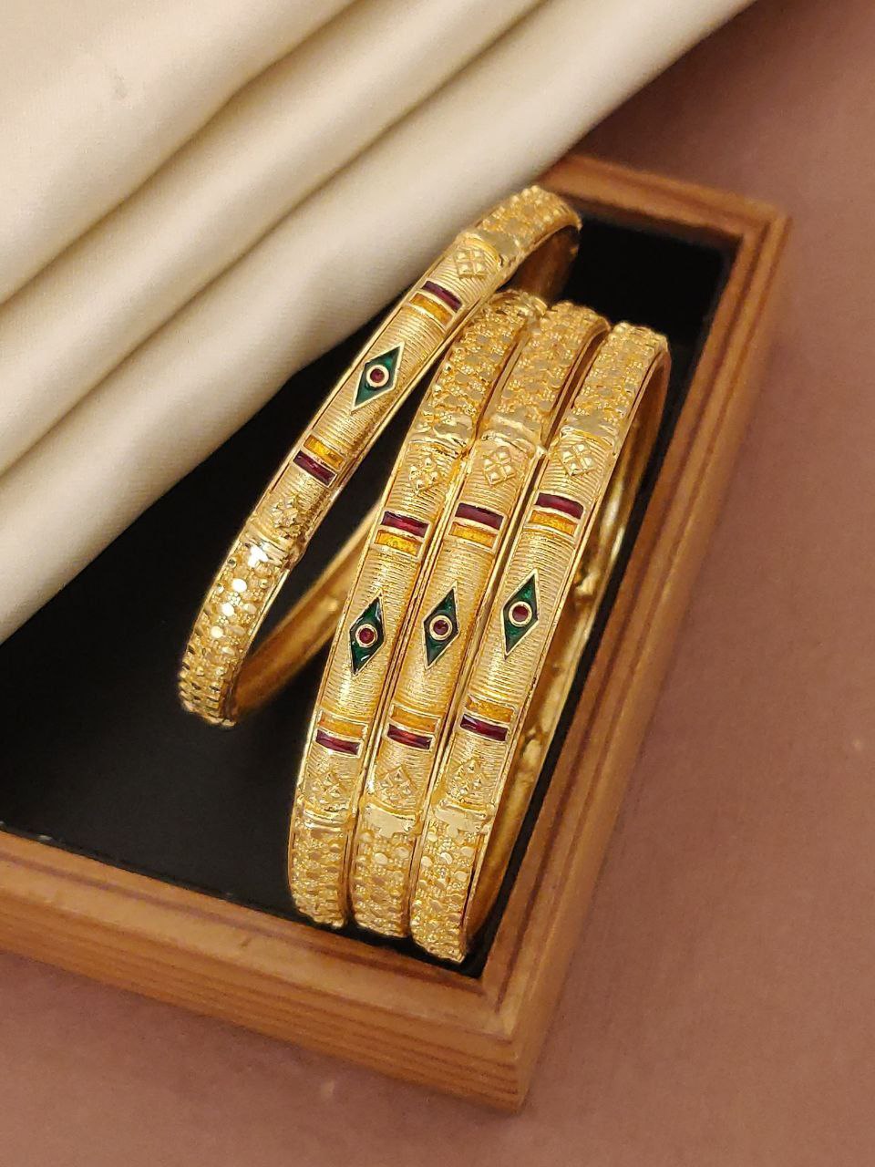 Vibhu Bangals ( set of 4 )