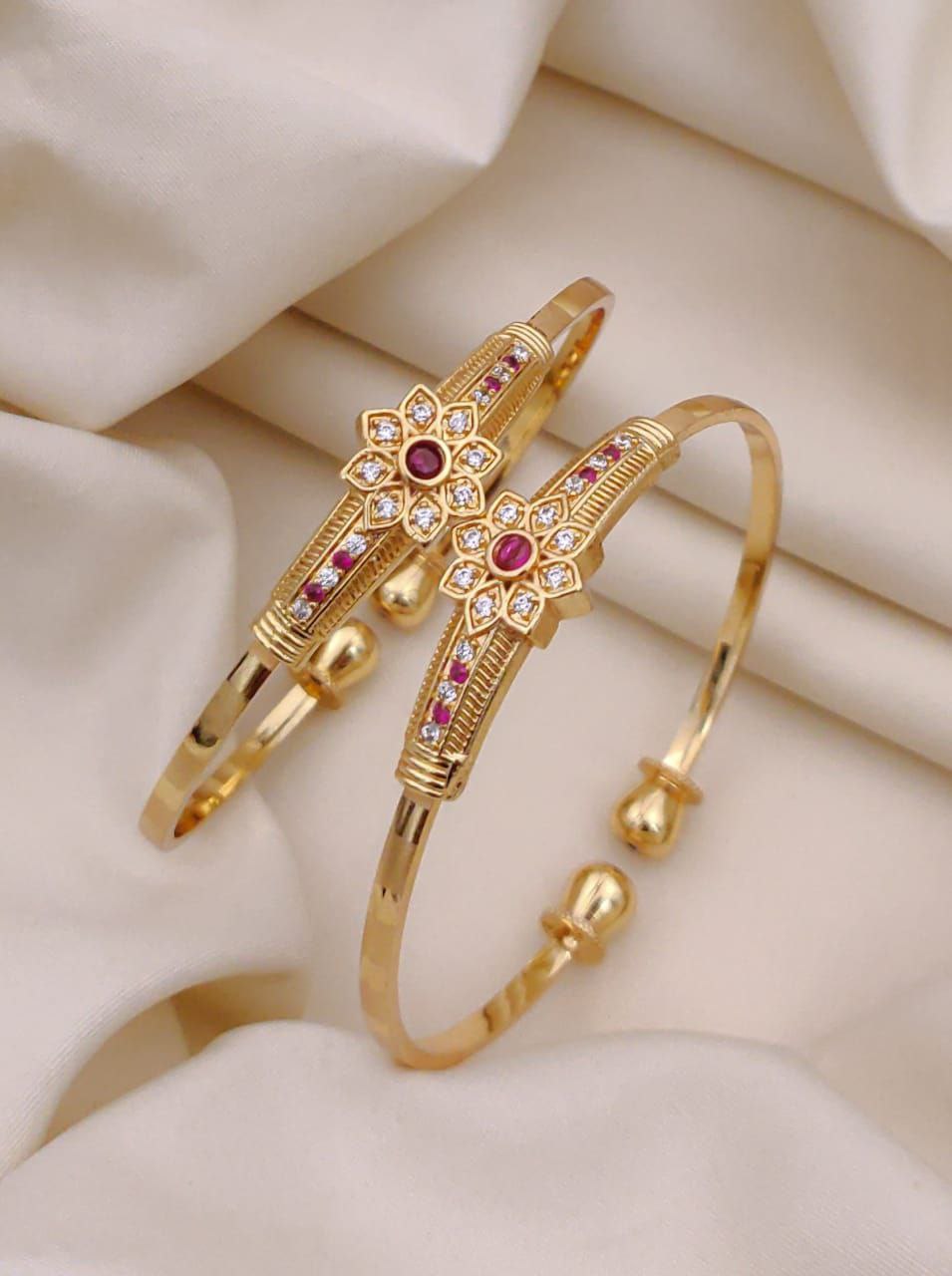 Vishva Kadli Bangals