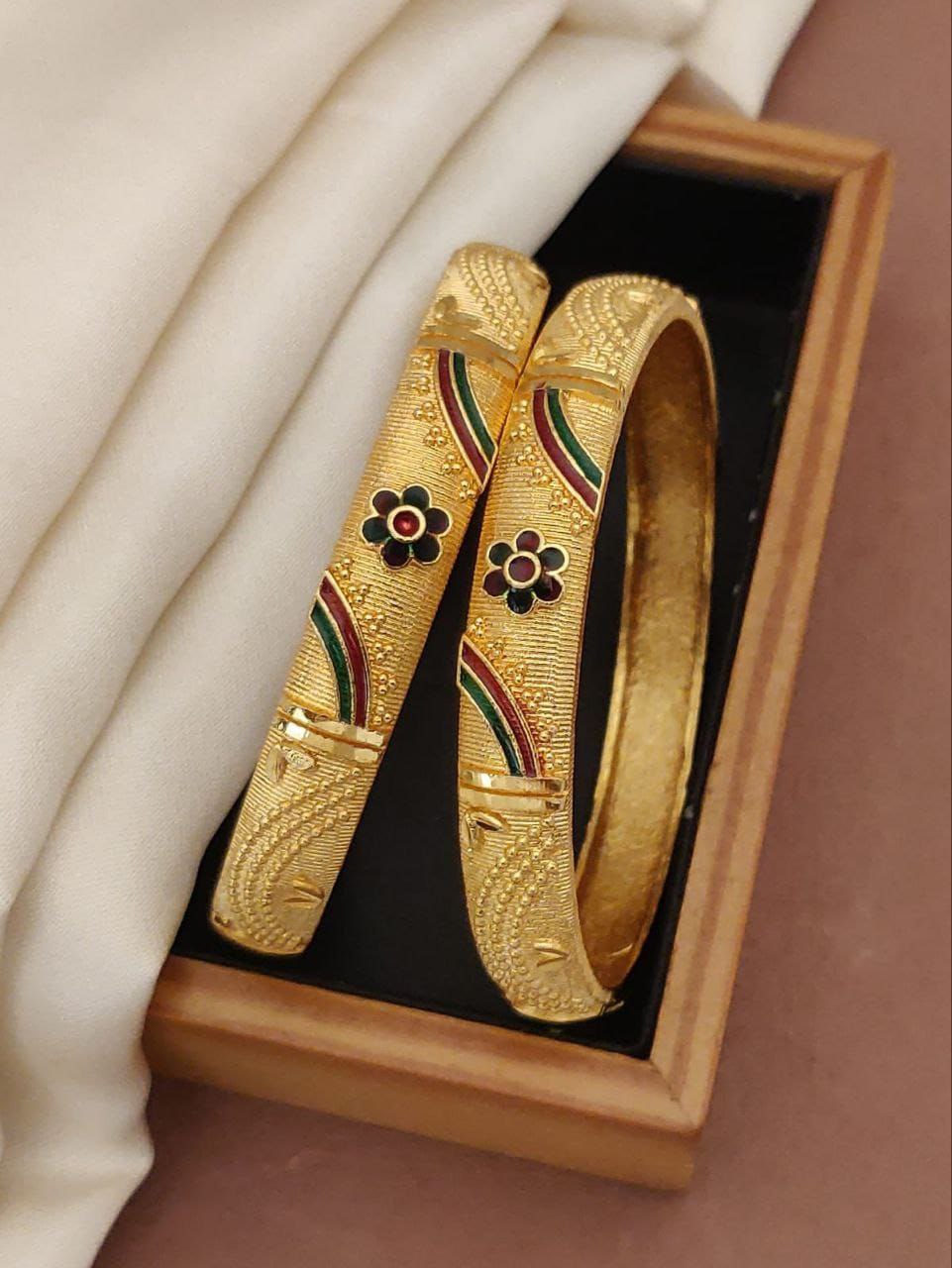 Hina Bangals ( set of 2 )